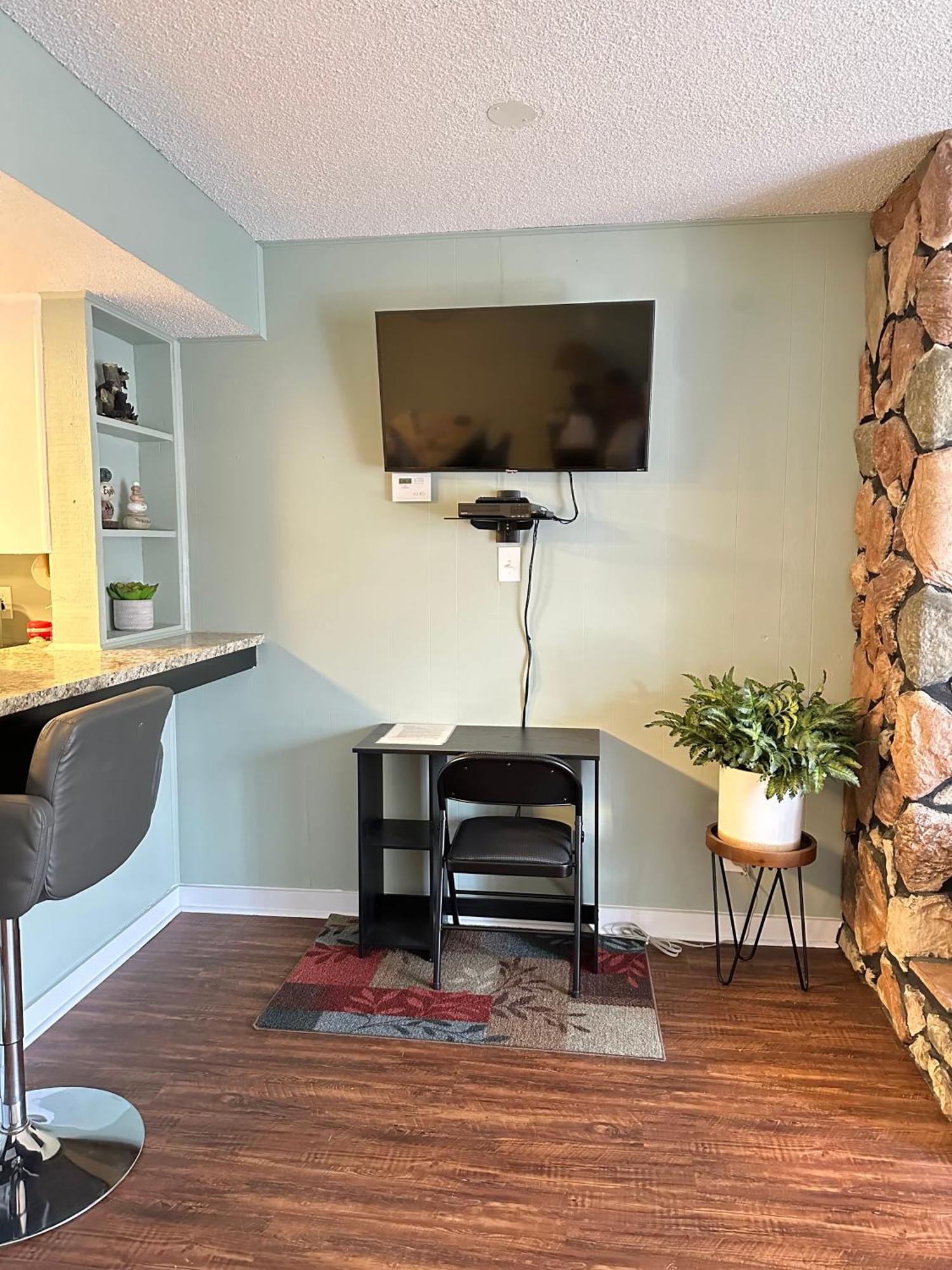 Bearadise Retreat At English Mountain Condo Sevierville Εξωτερικό φωτογραφία